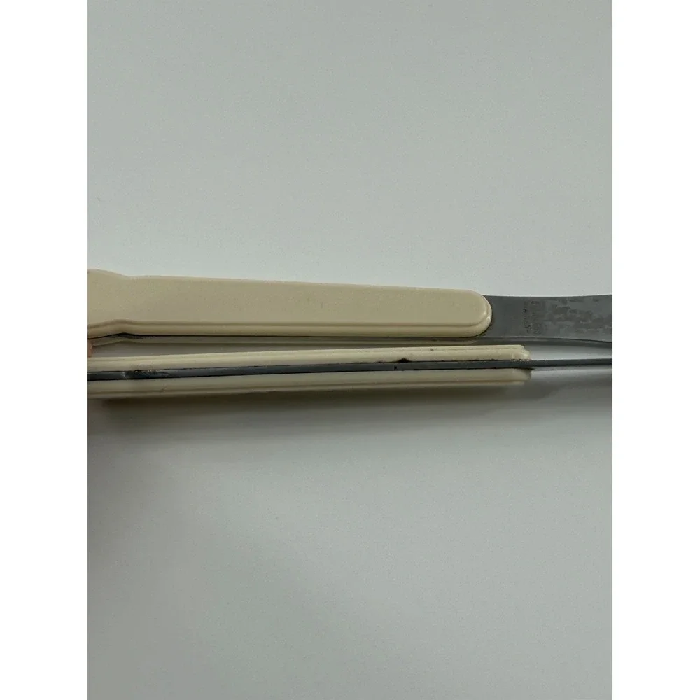 Pfaltzgraff Tea Rose Stainless Set of 2 Dinner Knives Vintage Flatware